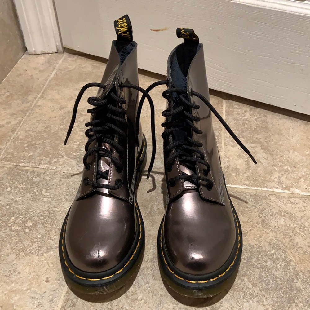 Doc Martiens Air Wair Pewter size 6